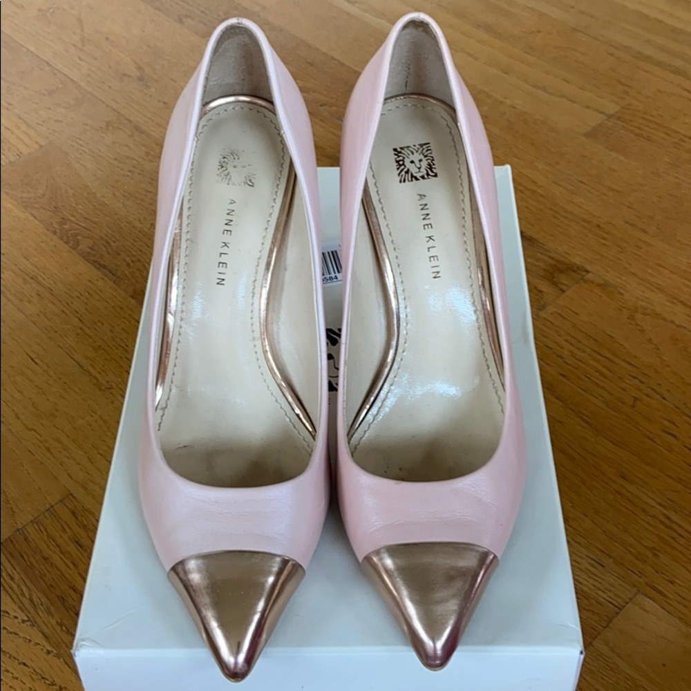 Anne Klein Akwrenn Leather heel/pump 7.5M rosegold